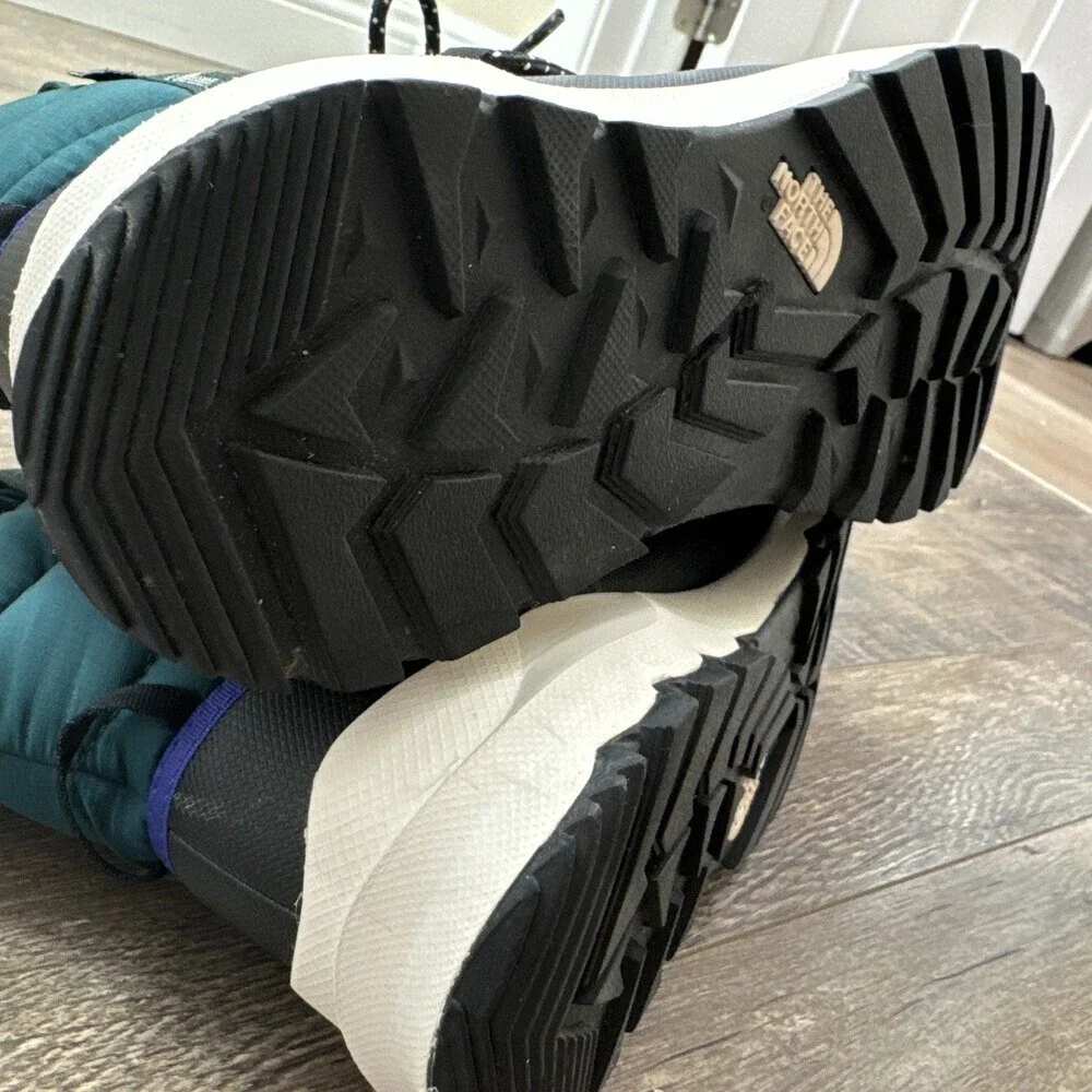 The North Face Thermoball Lace Up Waterproof Insulated Winter Boots Women’s 7